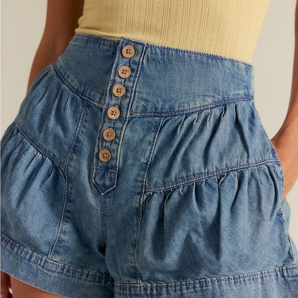 Free People Denim Fleur High-Waisted Button Fly Women Shorts